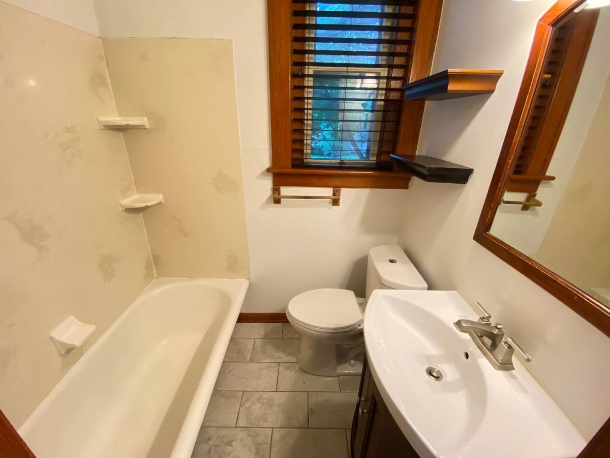 Apartment for rent at 929 S 3rd St, Columbus, OH 43206