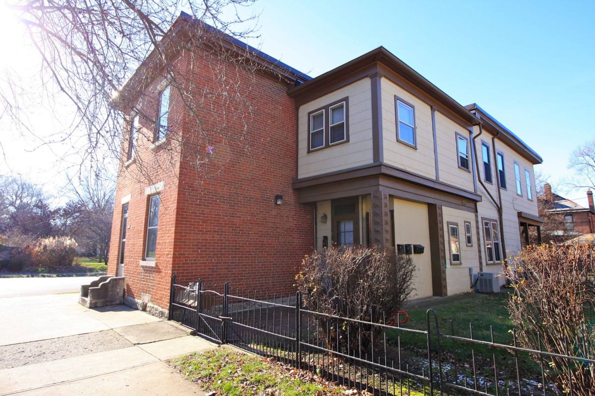 Apartment for rent at 929 S 3rd St, Columbus, OH 43206