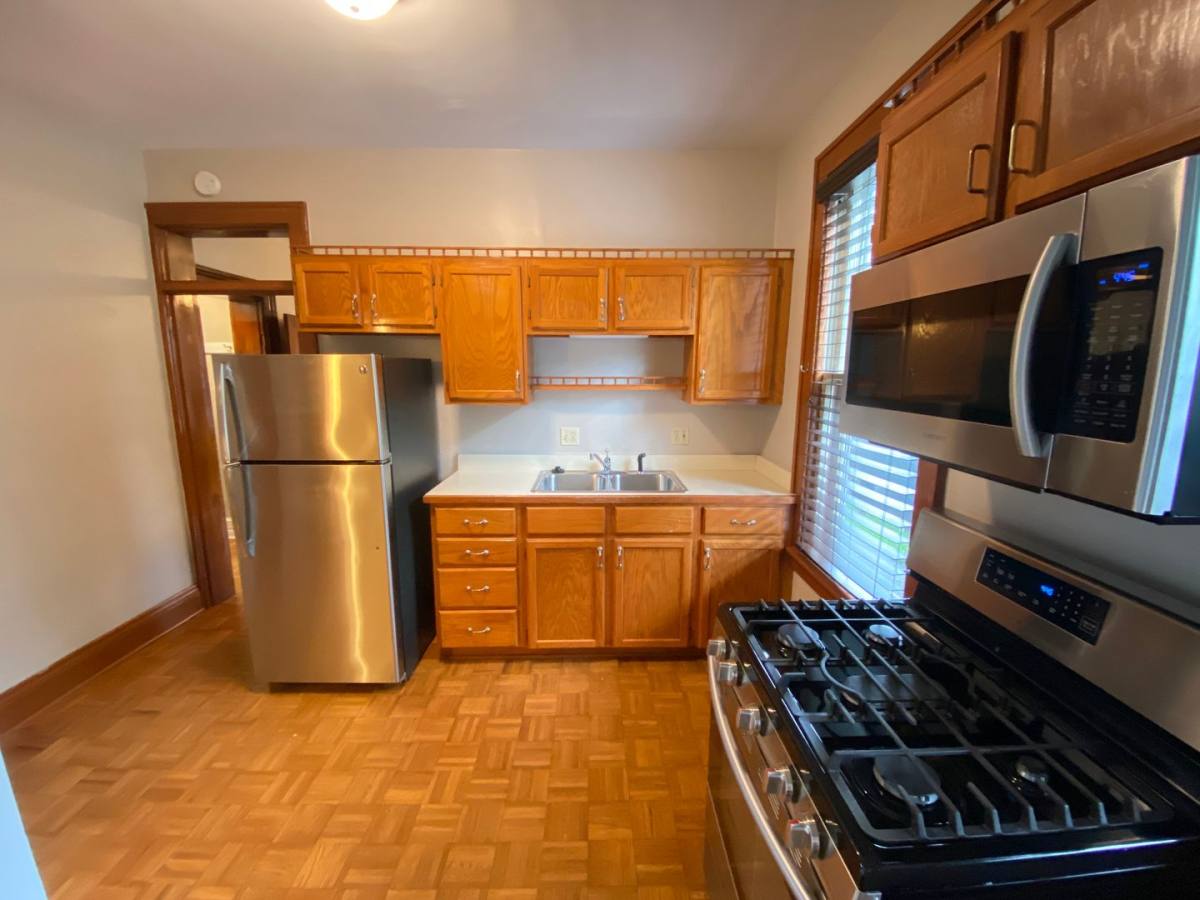 Apartment for rent at 929 S 3rd St, Columbus, OH 43206