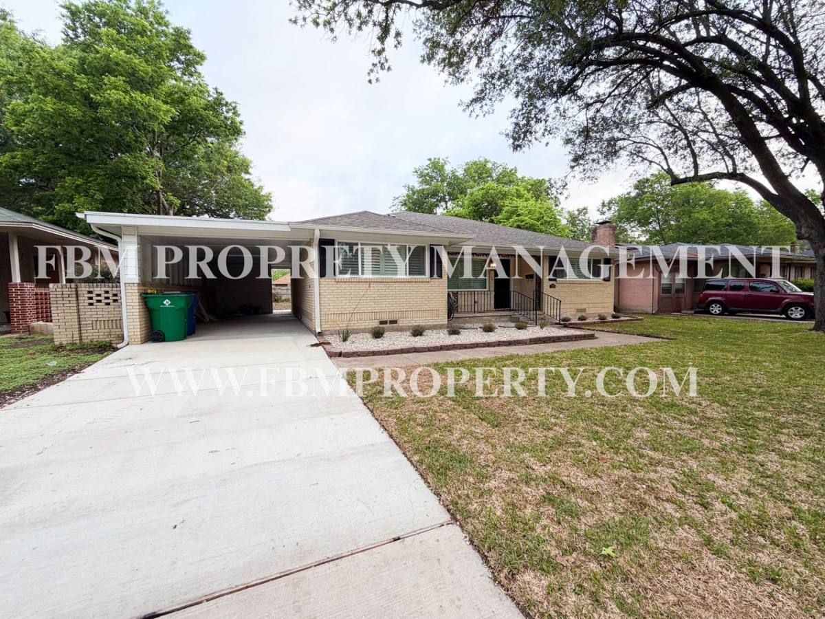 House for rent at 113 Monticello Dr, Waxahachie, TX 75165