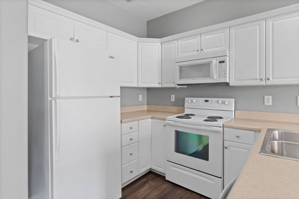 Apartment for rent at 211 213 Lloyd St, Holly Ridge, NC 28445