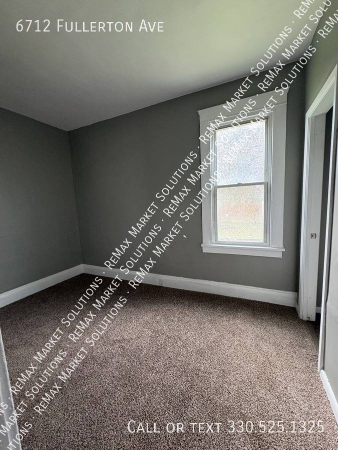 Apartment for rent at 6712 Fullerton Ave, Cleveland, OH 44105