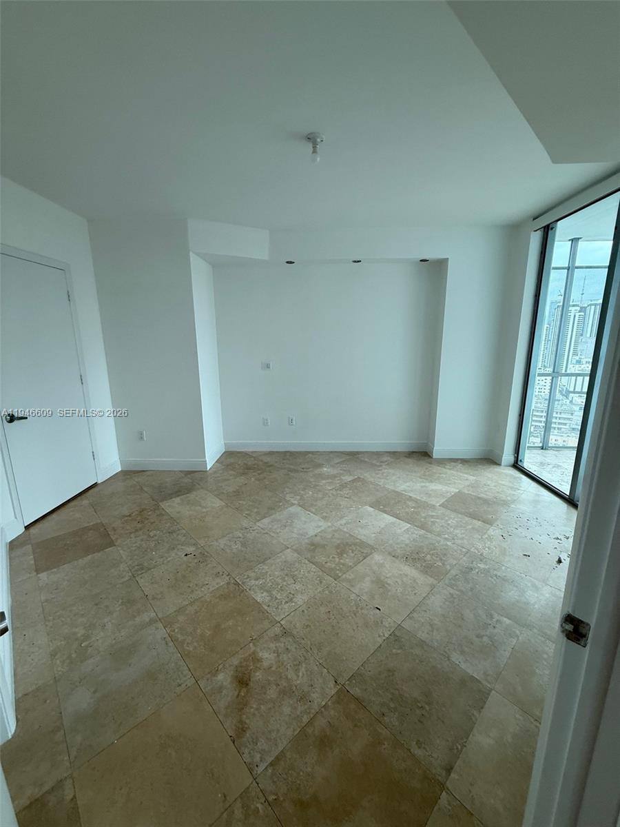 Apartment for rent at 350 S Miami Ave #2603, Miami, FL 33130