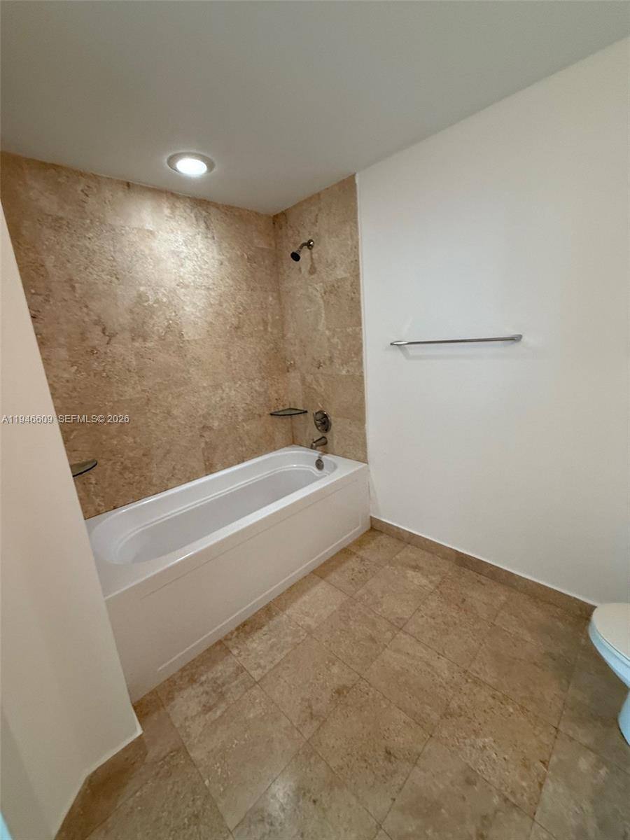 Apartment for rent at 350 S Miami Ave #2603, Miami, FL 33130