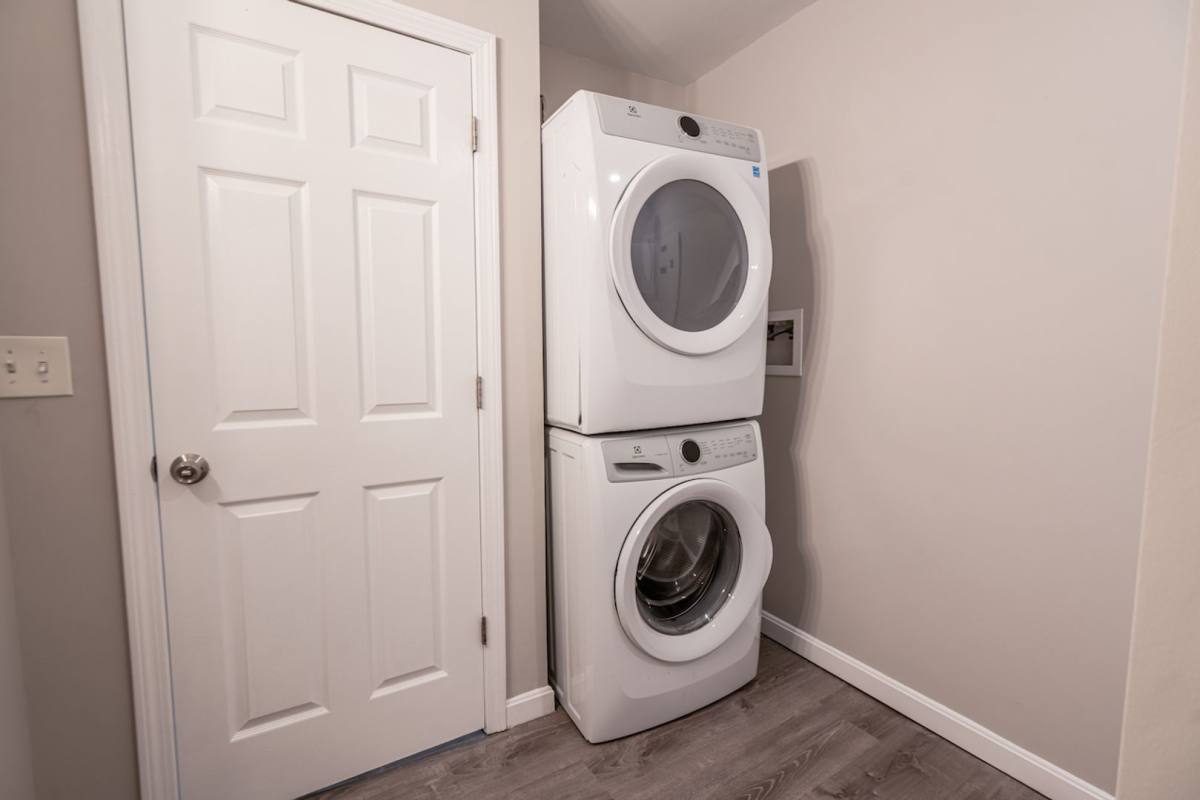 Apartment for rent at 9 Veto St, Providence, RI 02908