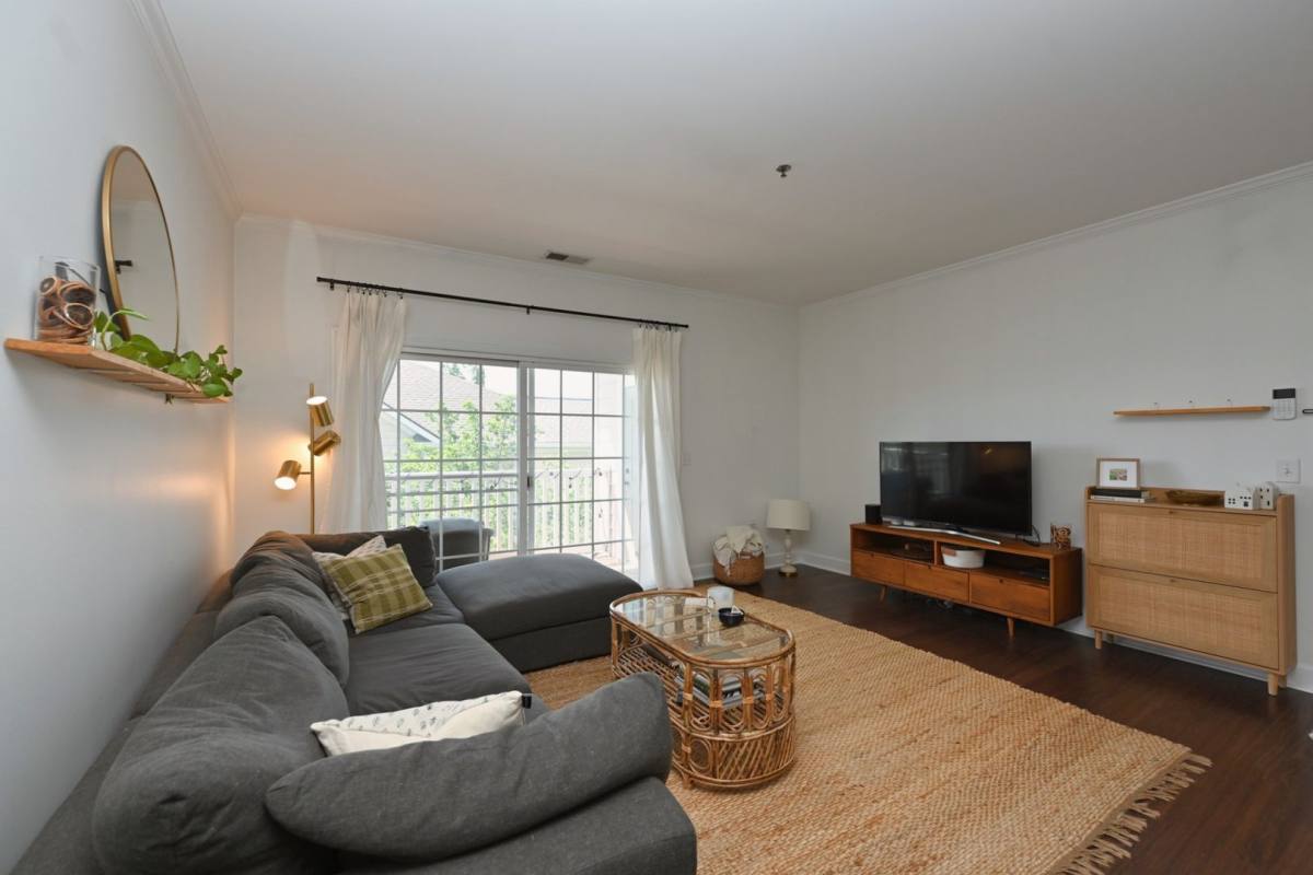 Condo for rent at 7003 Lenox Village Dr, Nashville, TN 37211
