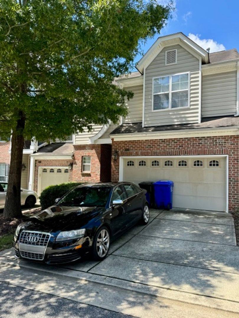 Townhouse for rent at 213 Chateau Place, Chapel Hill, NC 27516