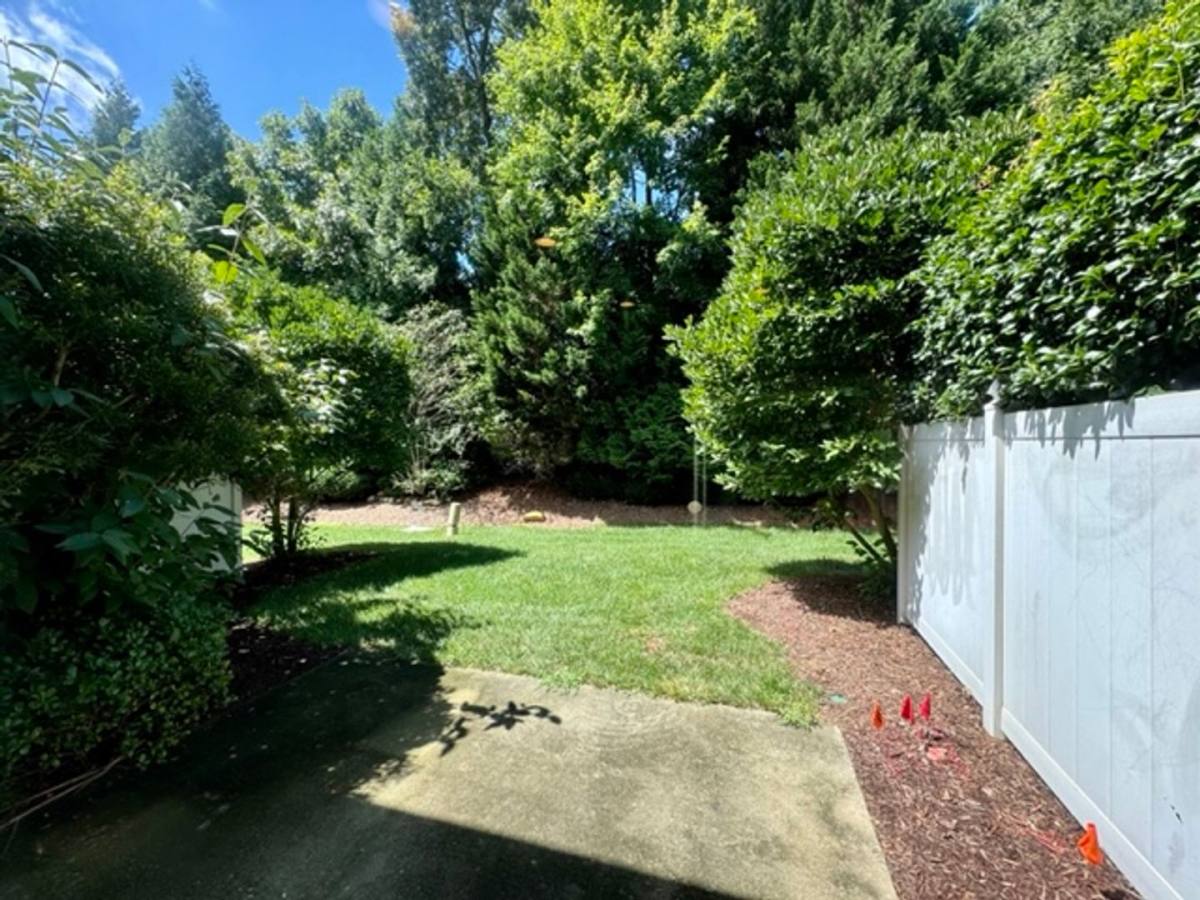 Townhouse for rent at 213 Chateau Place, Chapel Hill, NC 27516
