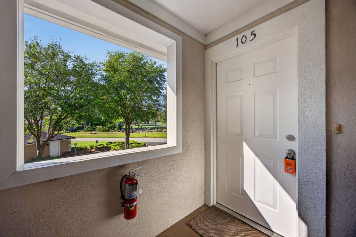 Condo for rent at 13727 Richmond Park Dr, Jacksonville, FL 32224