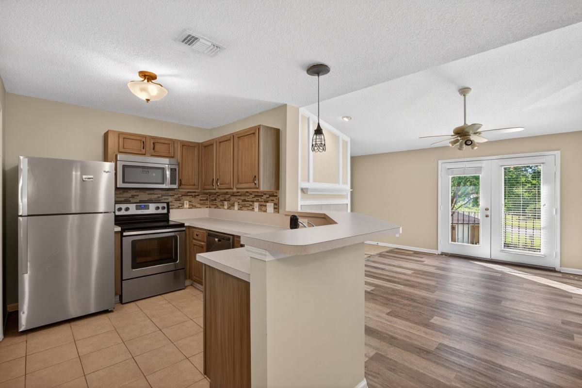Condo for rent at 13727 Richmond Park Dr, Jacksonville, FL 32224