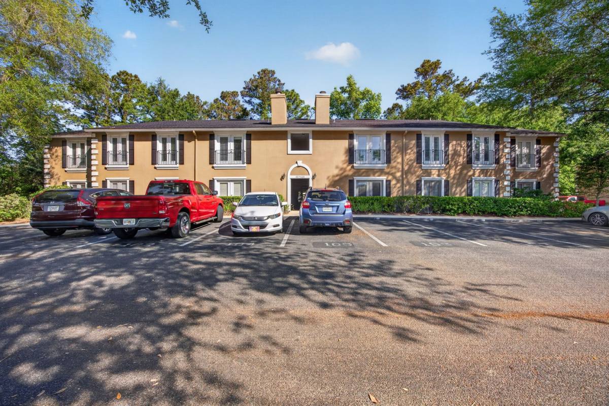 Condo for rent at 13727 Richmond Park Dr, Jacksonville, FL 32224