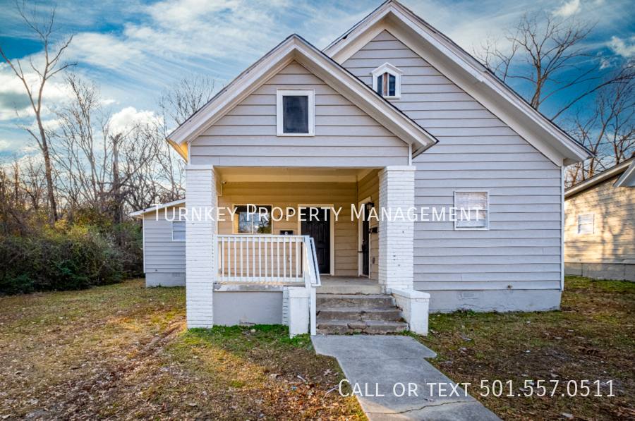 Apartment for rent at 1626 Brown St #B, Little Rock, AR 72204