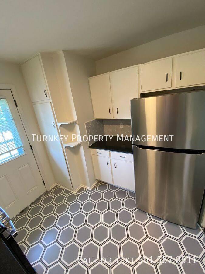 Apartment for rent at 623 Sherman St, Little Rock, AR 72202