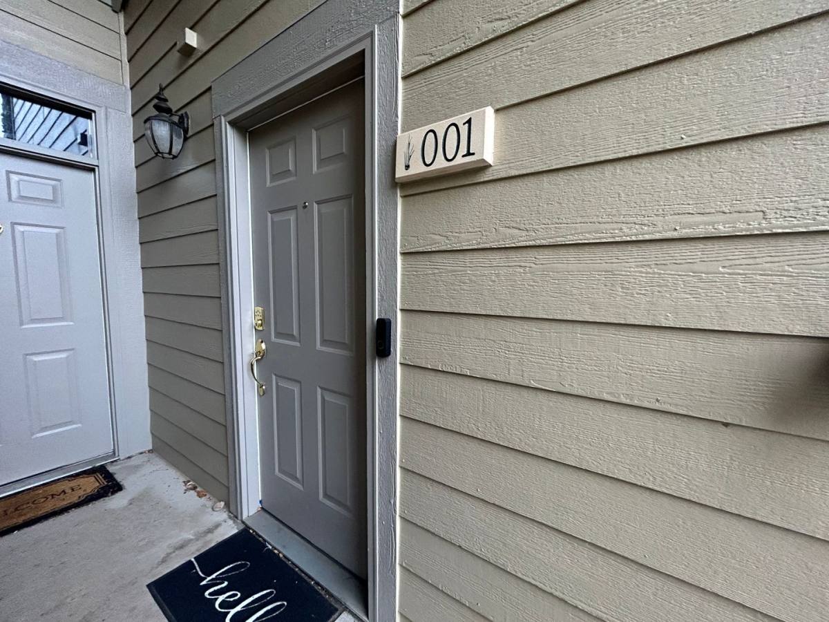 Condo for rent at 10447 W Hampden Ave, Denver, CO 80227