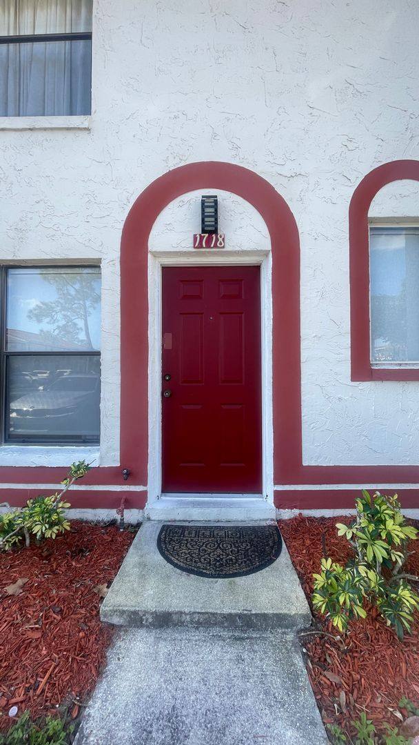House for rent at 1718 Silver Creek Court, Orlando, FL 32807