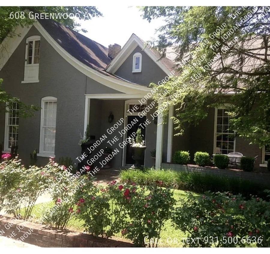 Apartment for rent at 608 Greenwood Ave #3, Clarksville, TN 37040