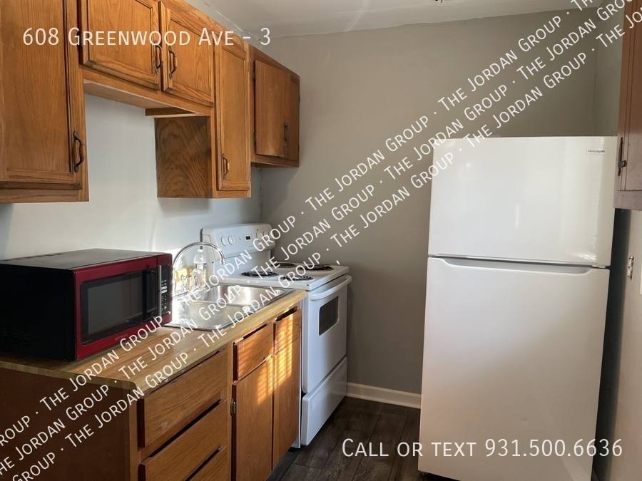 Apartment for rent at 608 Greenwood Ave #3, Clarksville, TN 37040