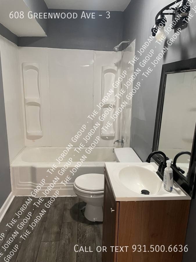 Apartment for rent at 608 Greenwood Ave #3, Clarksville, TN 37040