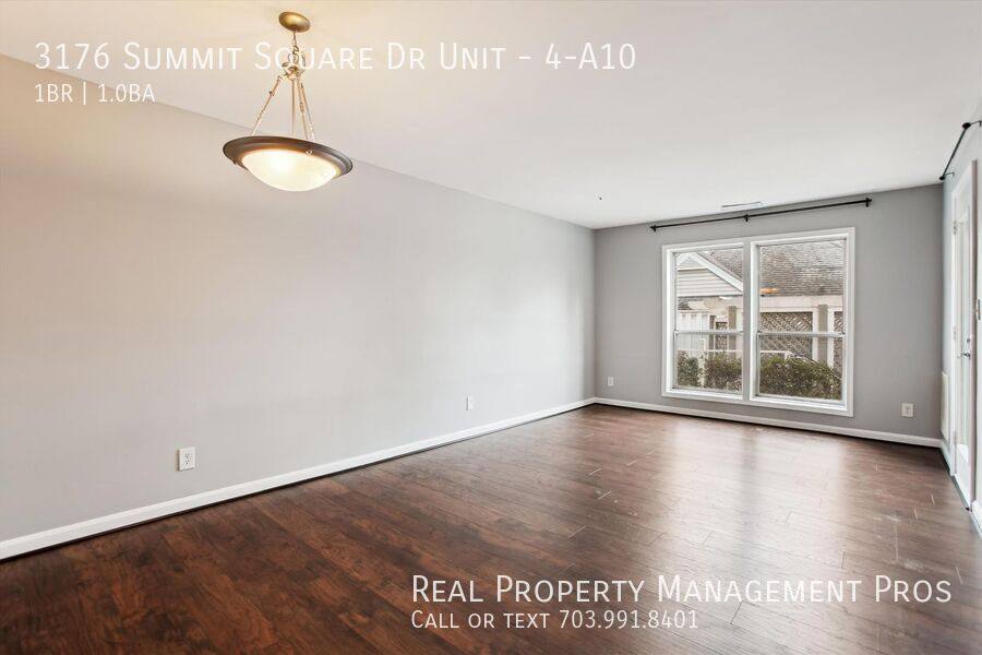 Condo for rent at 3176 Summit Square Dr #4-A10, Oakton, VA 22124