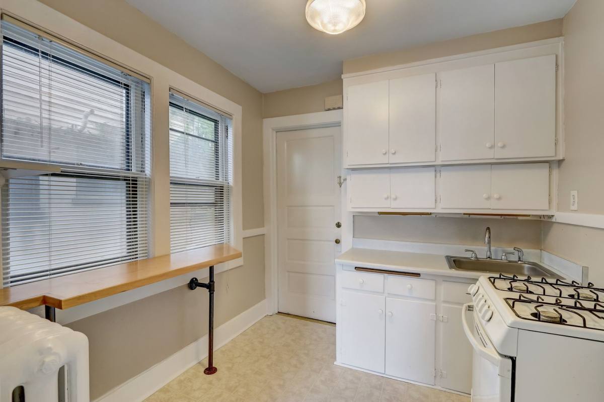 Apartment for rent at 2002-04 N Bartlett Ave, Milwaukee, WI 53202
