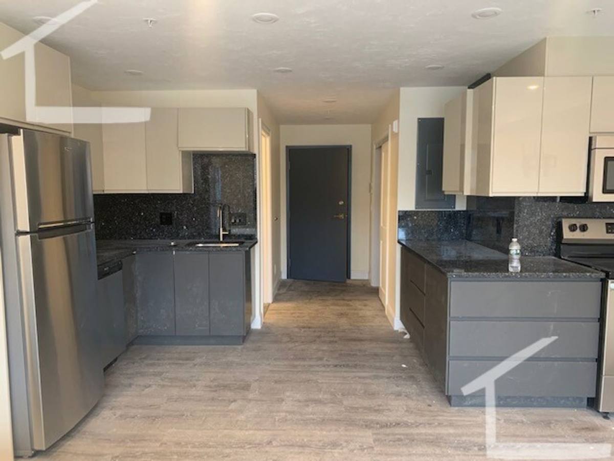 Apartment for rent at 1028 Commonwealth Ave #206E, Brookline, MA 02446