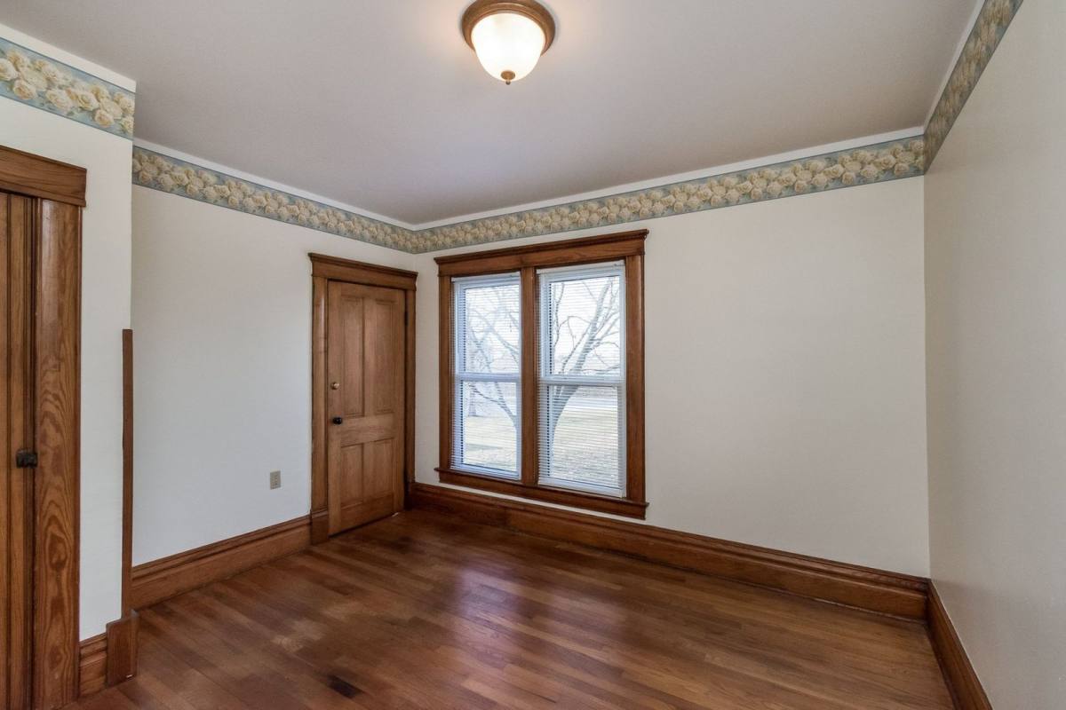 House for rent at 1667 W Ave, Ames, IA 50014