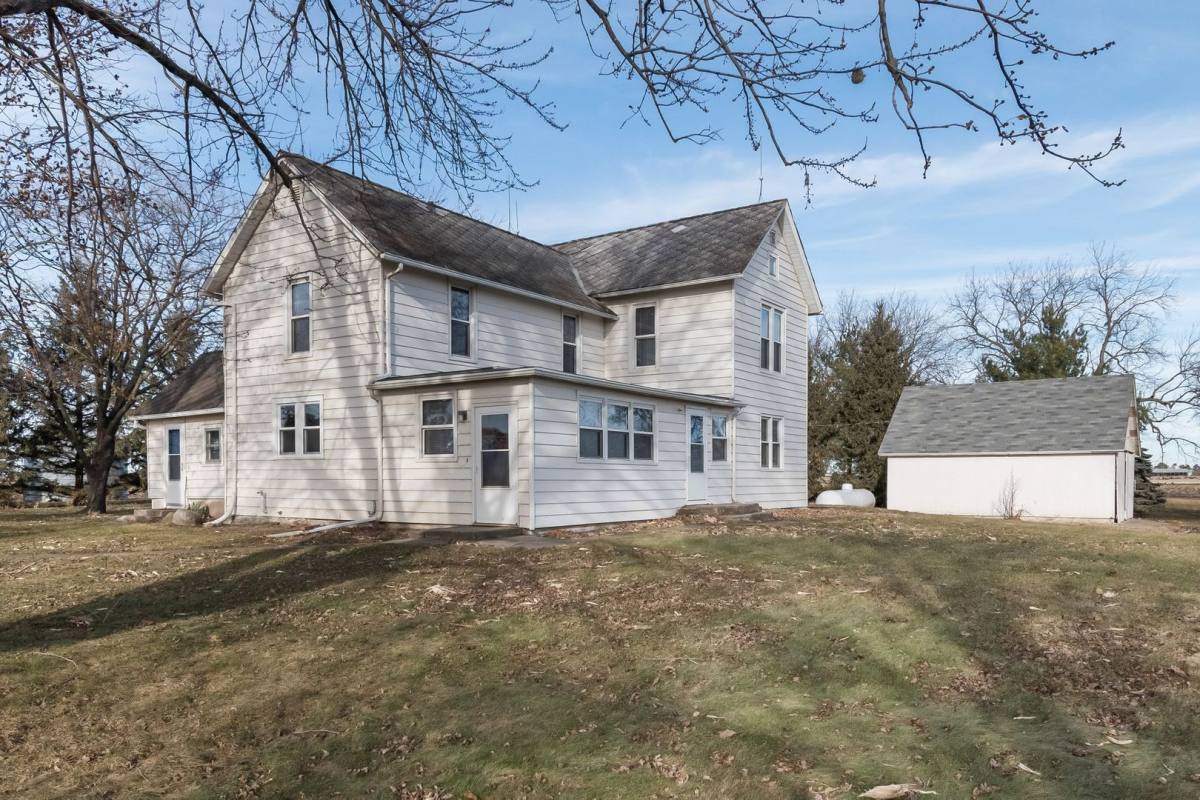 House for rent at 1667 W Ave, Ames, IA 50014