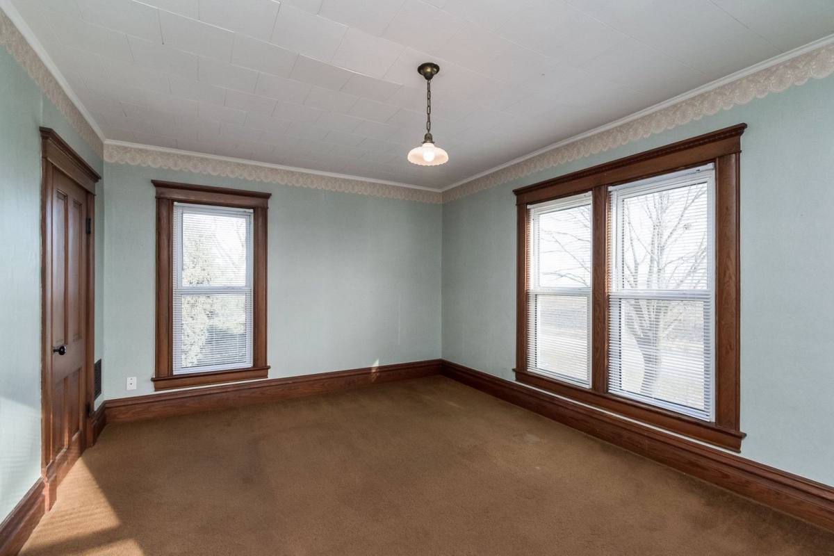 House for rent at 1667 W Ave, Ames, IA 50014