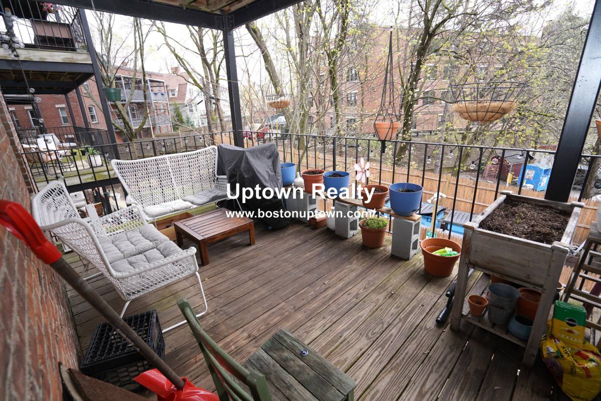 Apartment for rent at 1872 Commonwealth #7, Brighton, MA 02135