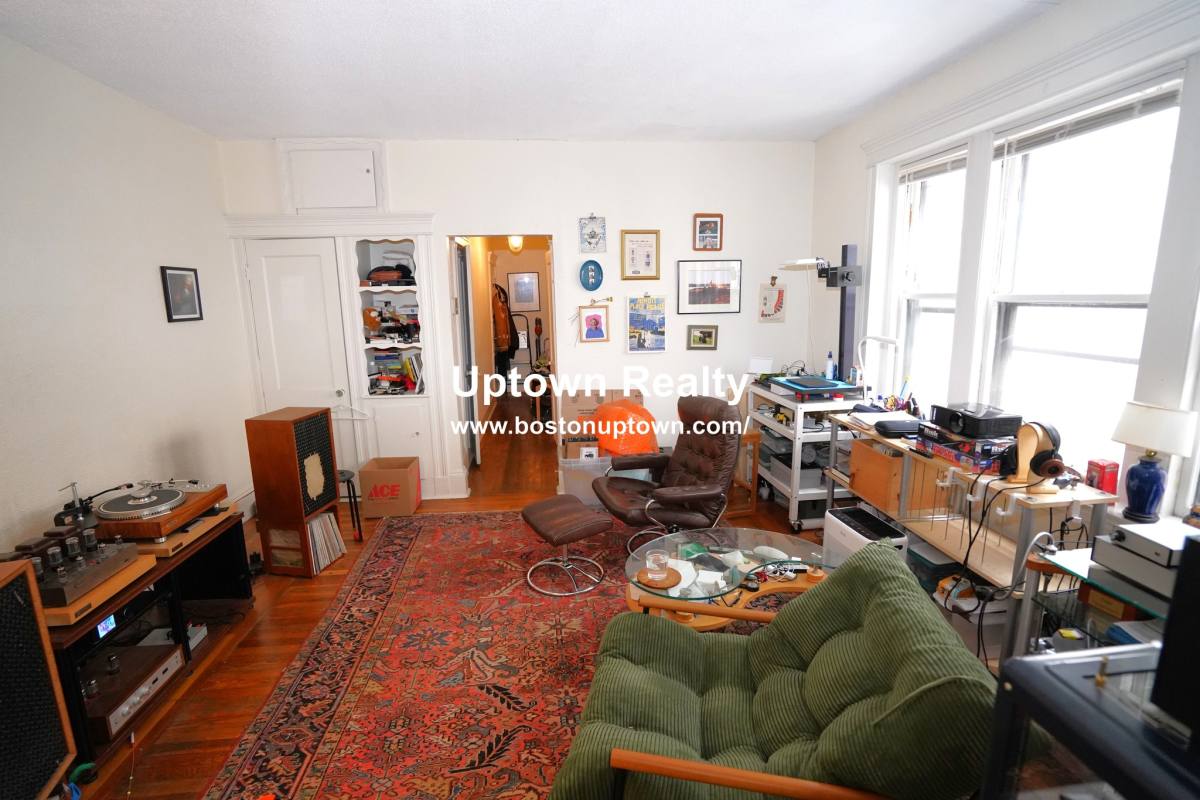 Apartment for rent at 1872 Commonwealth #7, Brighton, MA 02135