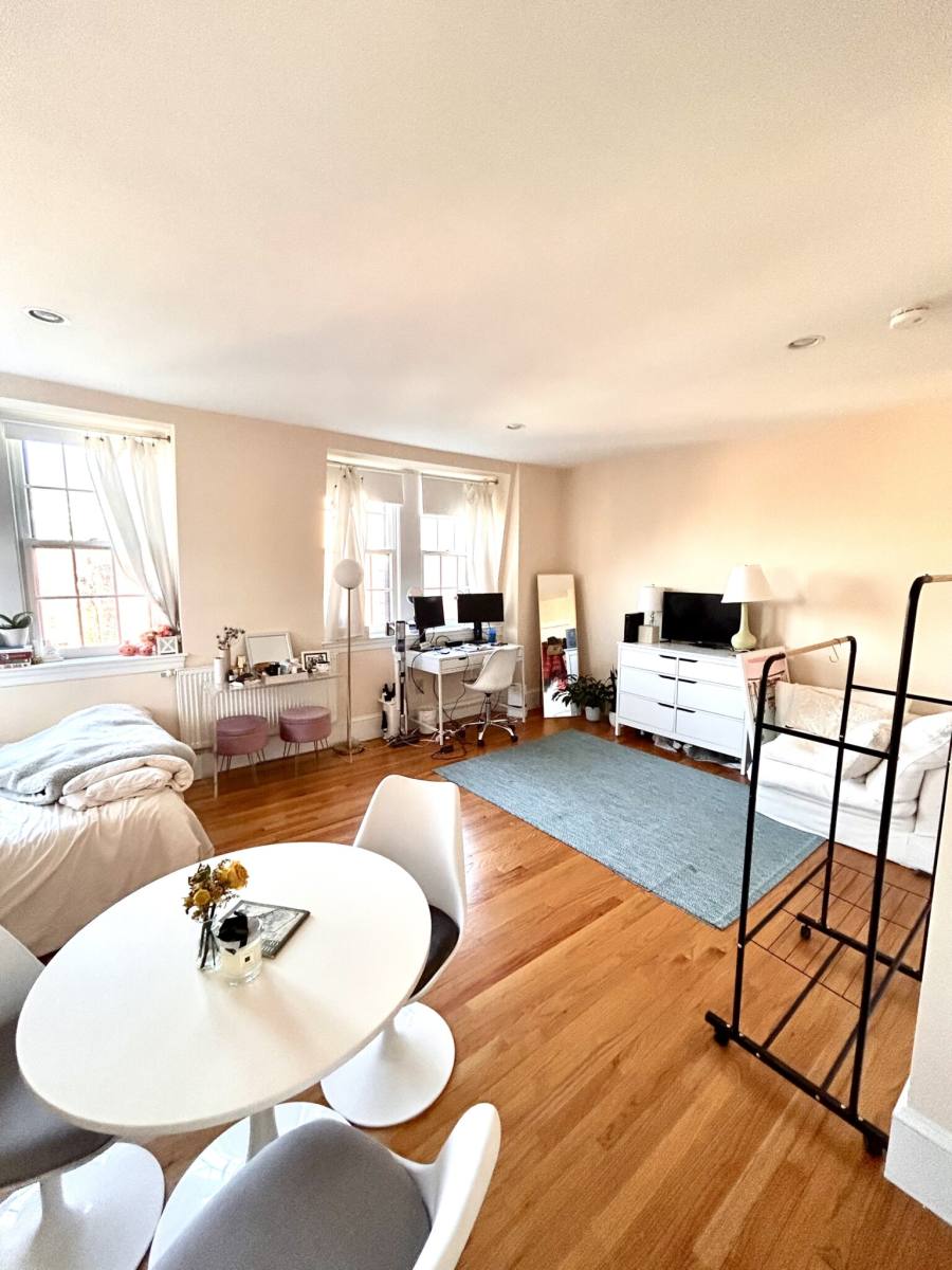 Apartment for rent at 105 Pinckney St #7, Boston, MA 02114