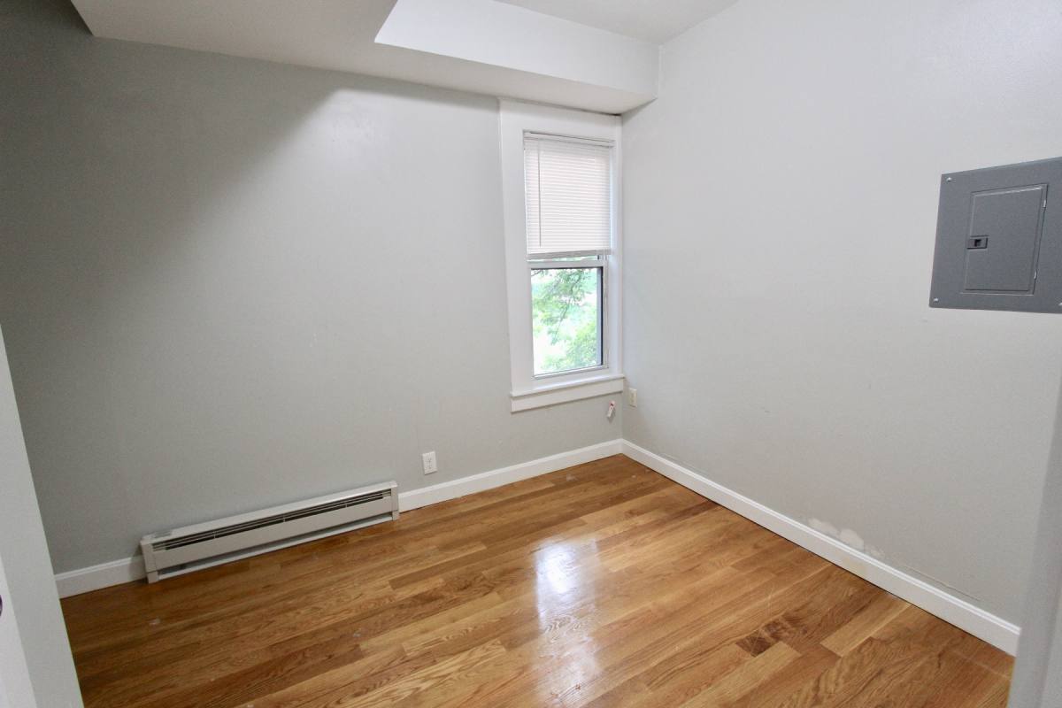 Apartment for rent at 94 E Cottage St #2, Dorchester, MA 02125