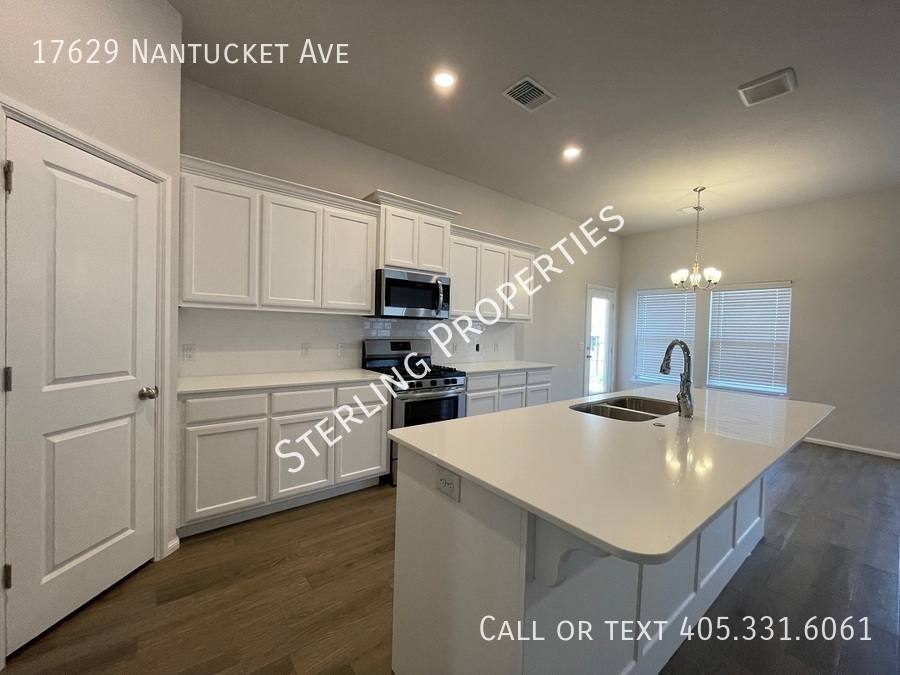 House for rent at 17629 Nantucket Ave, Edmond, OK 73012