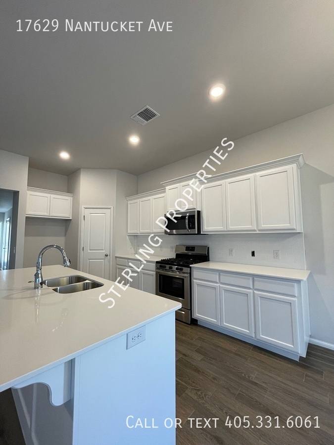 House for rent at 17629 Nantucket Ave, Edmond, OK 73012