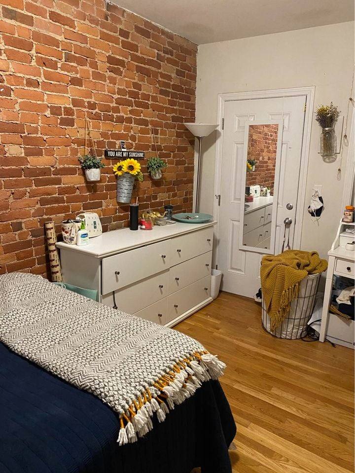 Apartment for rent at 14 Homer St #3, Brookline, MA 02446