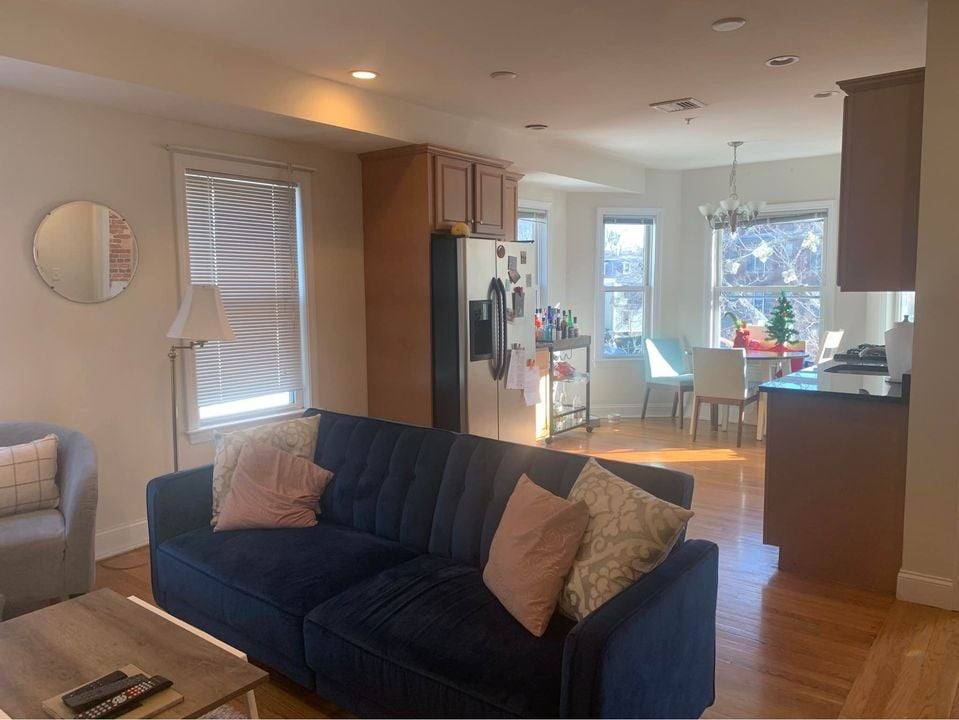 Apartment for rent at 14 Homer St #3, Brookline, MA 02446