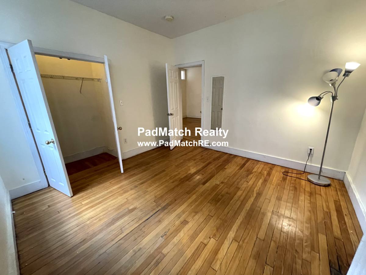 Apartment for rent at 322 Saint Paul St #2, Brookline, MA 02446