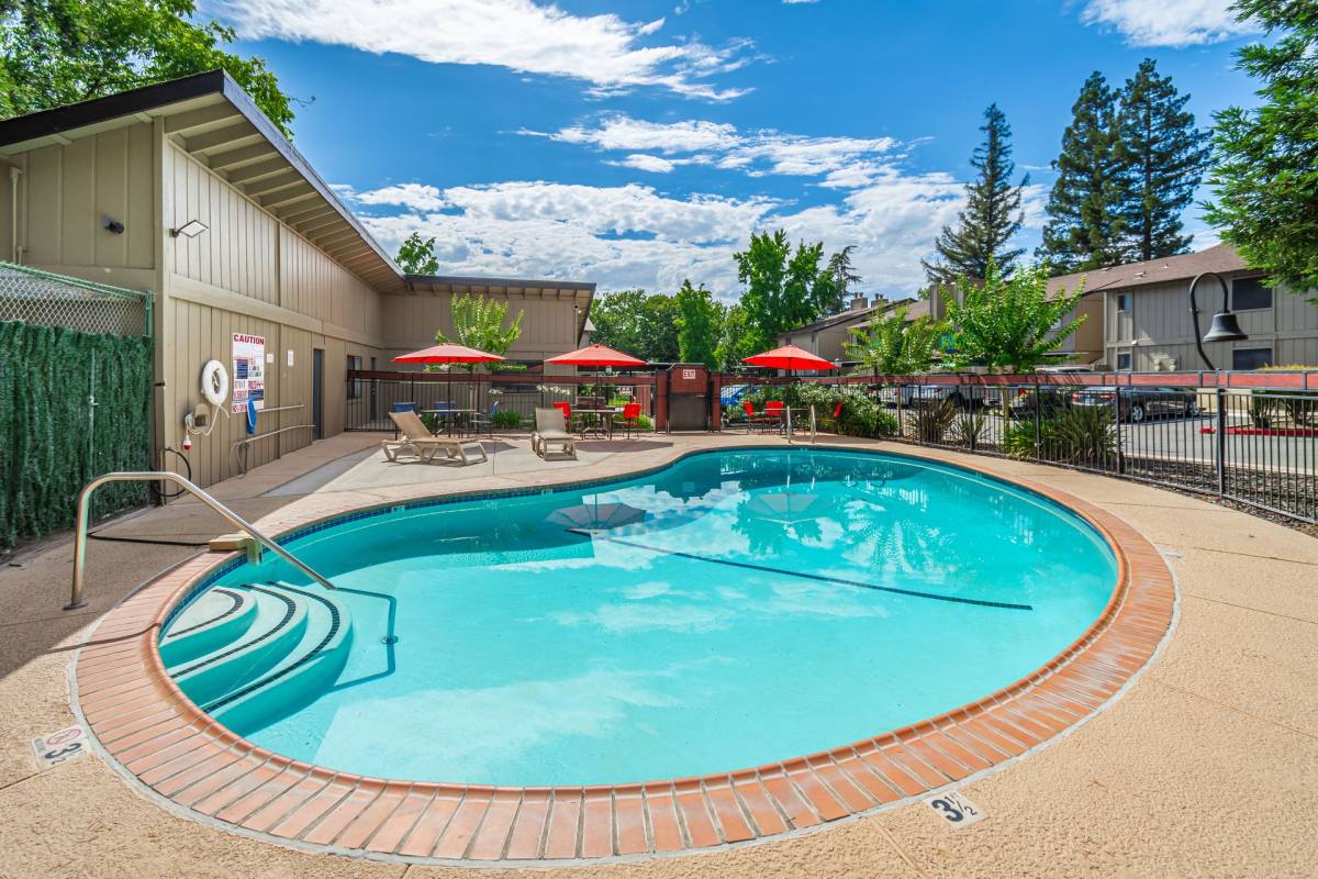 Apartment for rent at 5420 El Camino Ave, Carmichael, CA 95608