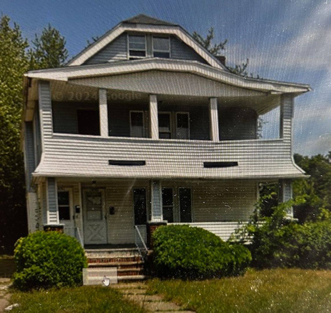 Apartment for rent at 14761 Coit, Cleveland, OH 44110