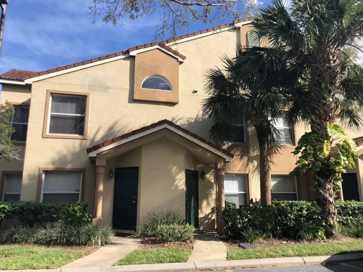 Condo for rent at 5408 E Michigan St #8, Orlando, FL 32812