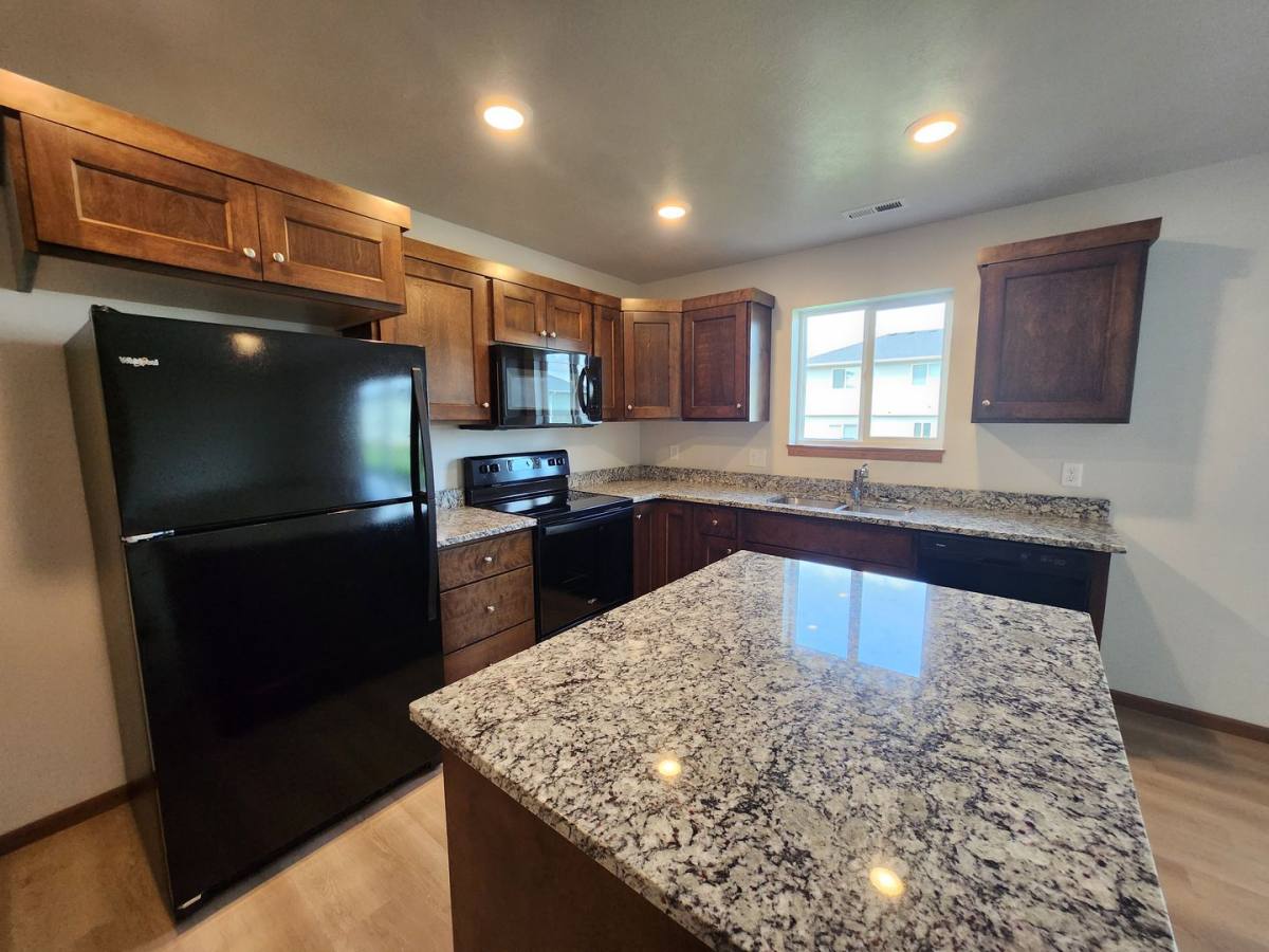 Apartment for rent at 5700 Radiant Place, Sioux Falls, SD 57110