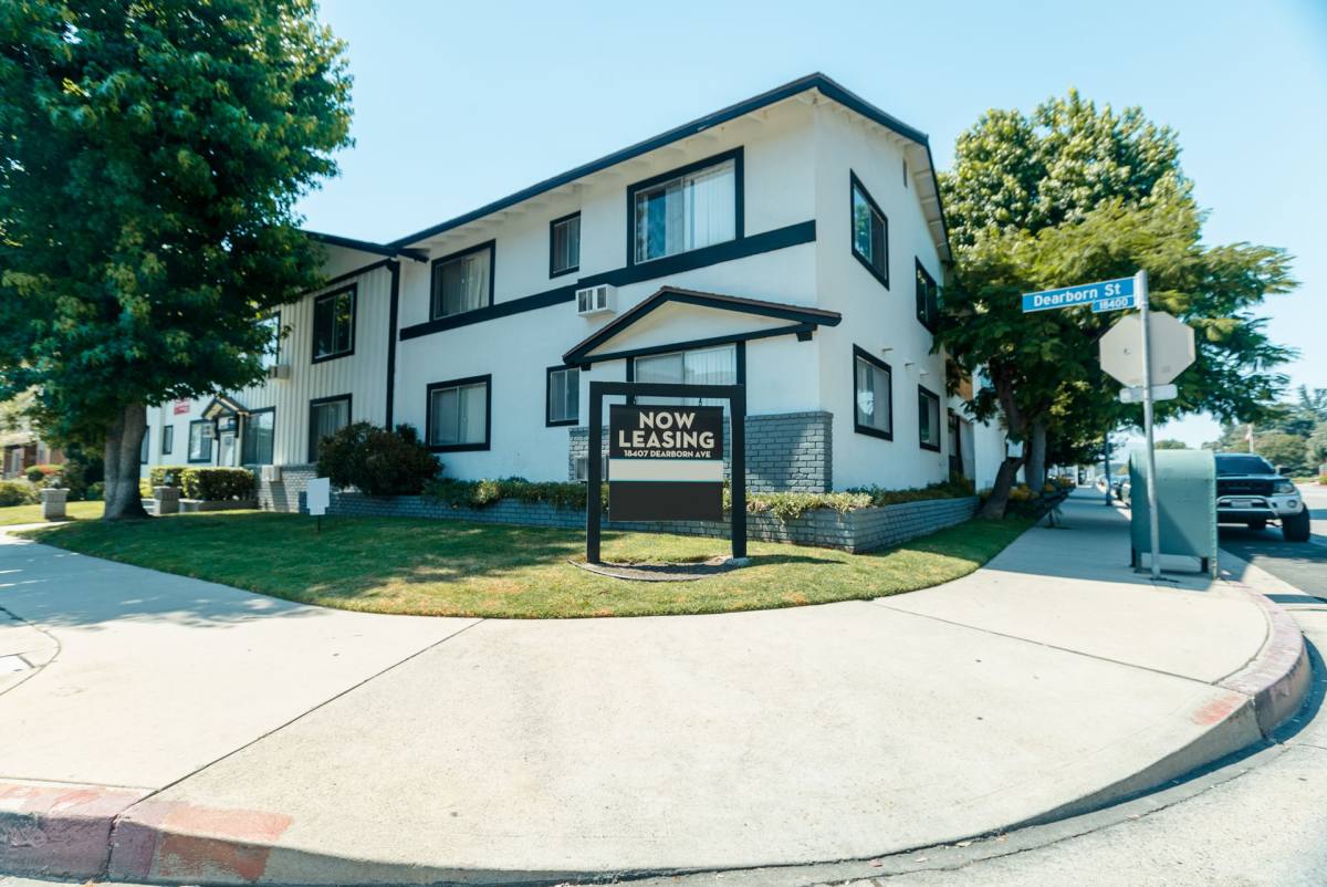 Apartment for rent at 18407 Dearborn St, Northridge, CA 91325