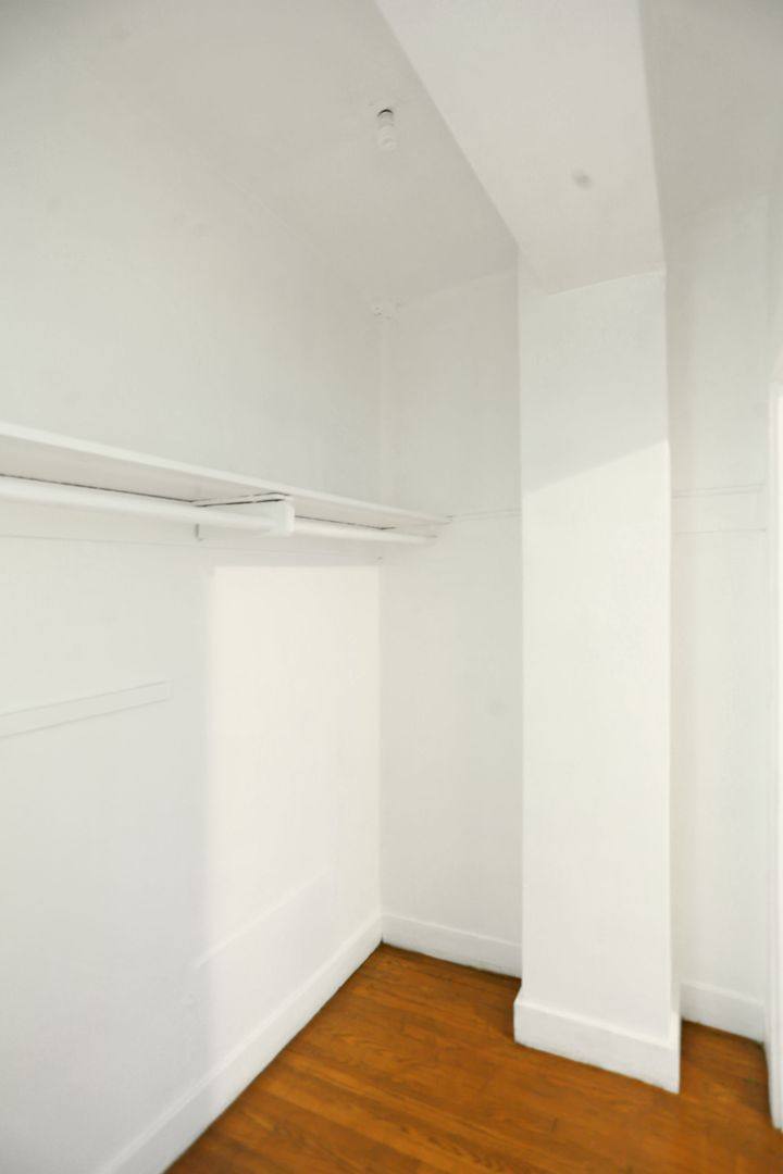 Apartment for rent at 1235 Bush St, San Francisco, CA 94109