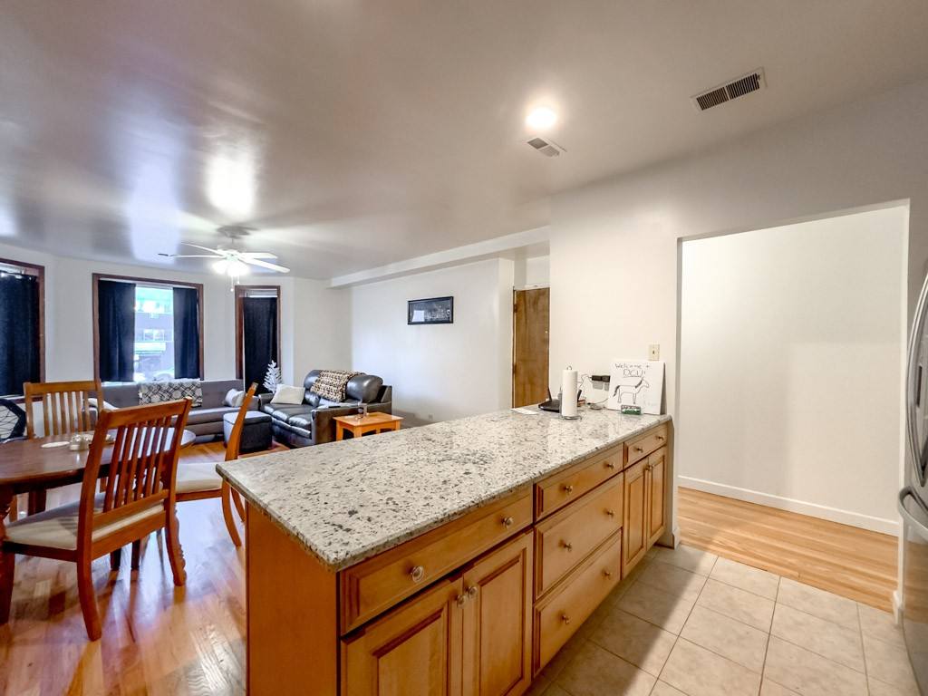 Apartment for rent at 6709 Sheridan #SA8, Chicago, IL 60626