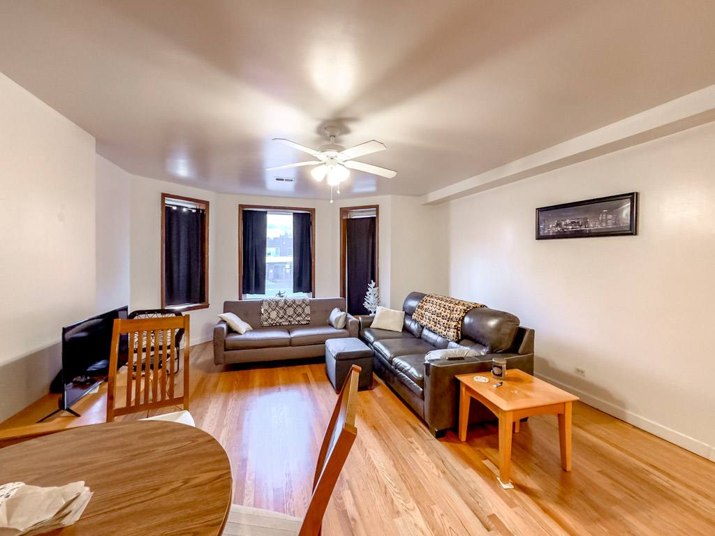 Apartment for rent at 6711 Sheridan #S3, Chicago, IL 60626