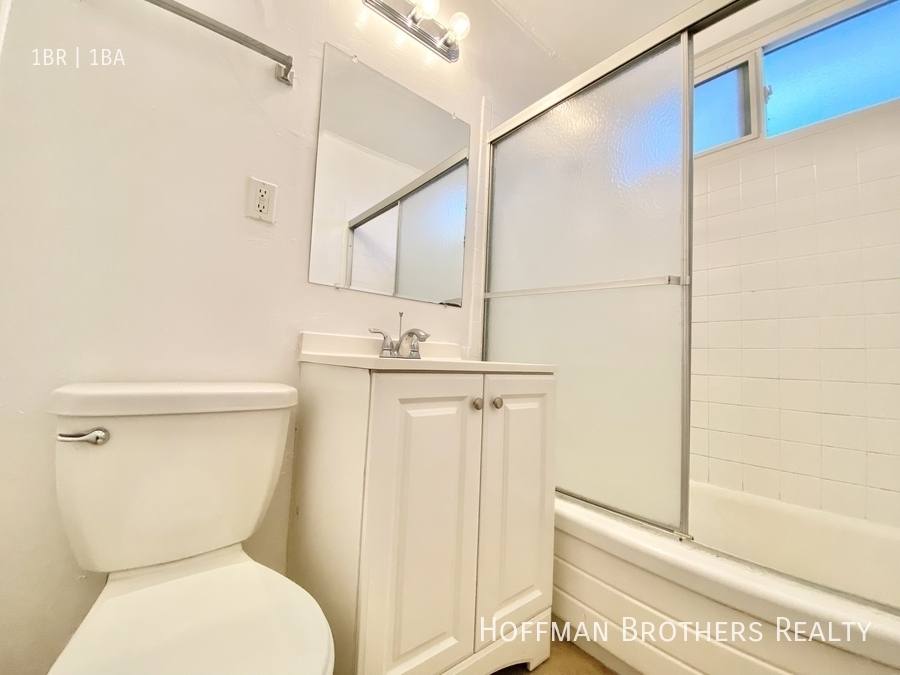 Apartment for rent at 16215 Vanowen St #11, Van Nuys, CA 91406