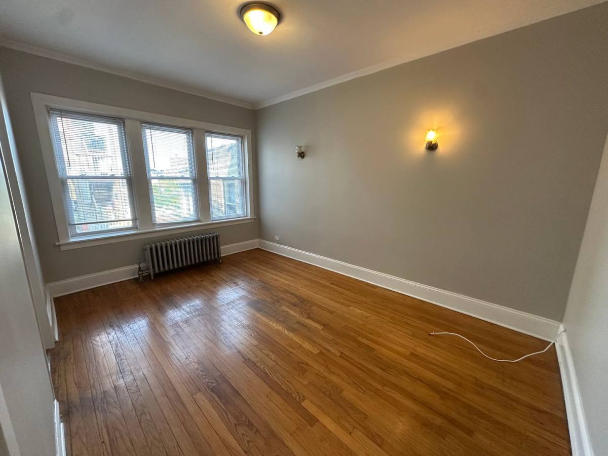 Apartment for rent at 2200-04 N Avers Ave 3834-40 W Palmer St, Chicago, IL 60625