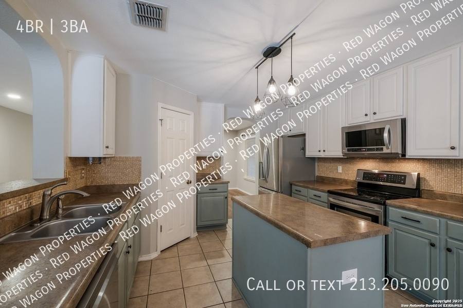 House for rent at 15234 Redbird Manor, San Antonio, TX 78253