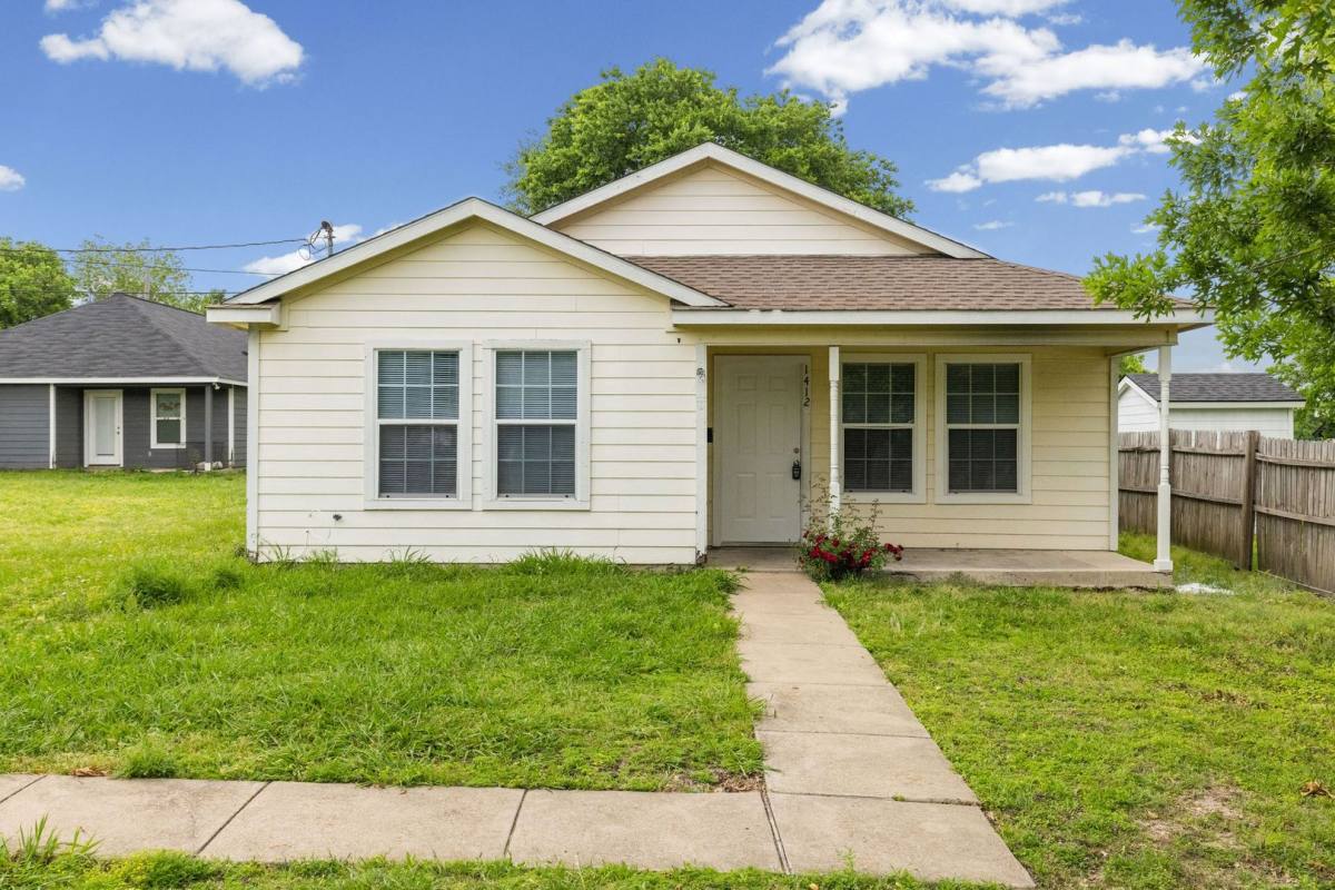 House for rent at 1412 Hemphill, Greenville, TX 75401