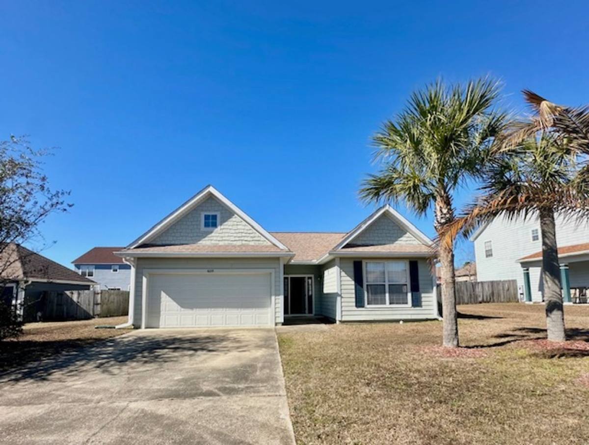 House for rent at 609 Prairie St, Crestview, FL 32536